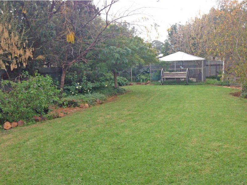 21 Orme Street, Boree Creek NSW 2652