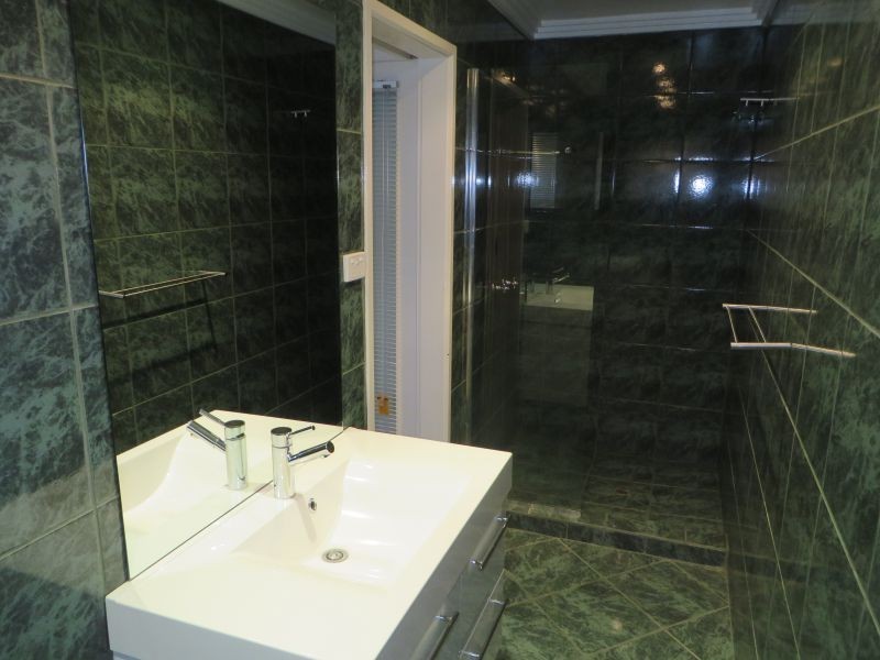 1/125 Lake Albert Road, Wagga Wagga NSW 2650