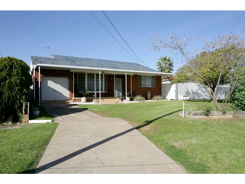 19 Karen Street, Wagga Wagga NSW 2650