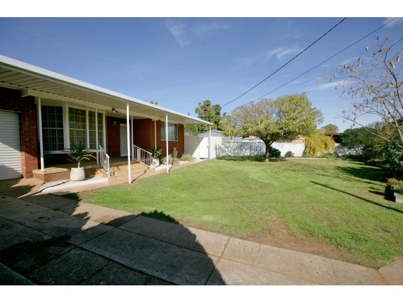 19 Karen Street, Wagga Wagga NSW 2650