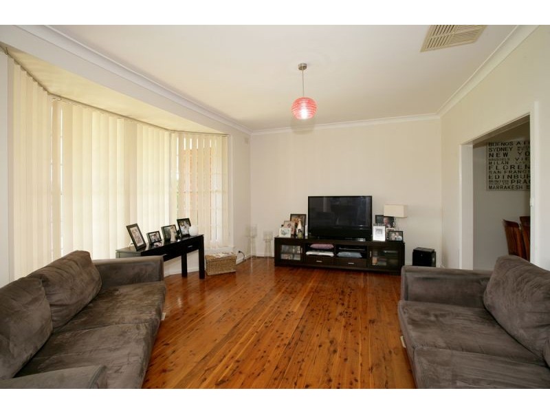 19 Karen Street, Wagga Wagga NSW 2650