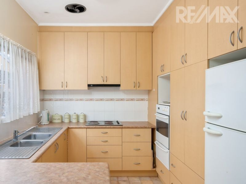 389 Lake Albert Road, Kooringal NSW 2650