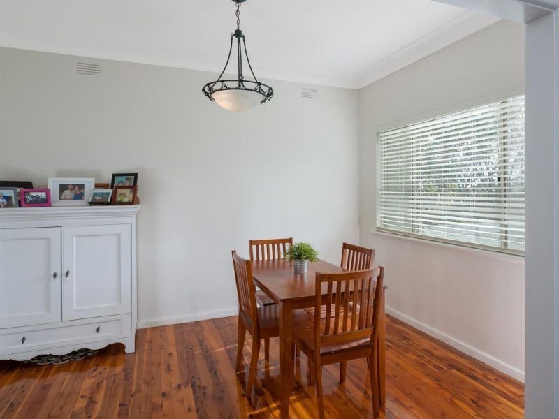 11 Beltana Avenue, Mount Austin NSW 2650