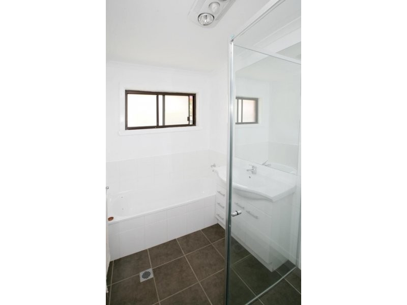 61 Red Hill Road, Wagga Wagga NSW 2650