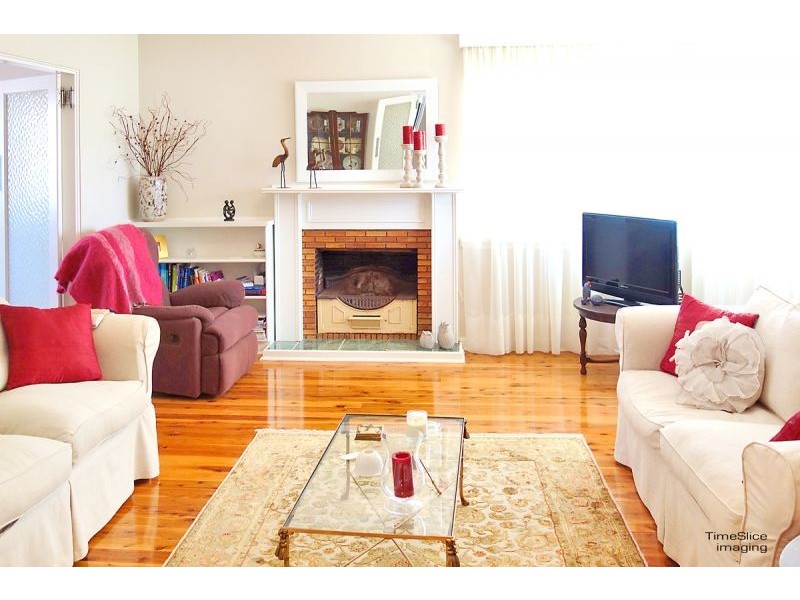 21 Dalton St, Turvey Park NSW 2650