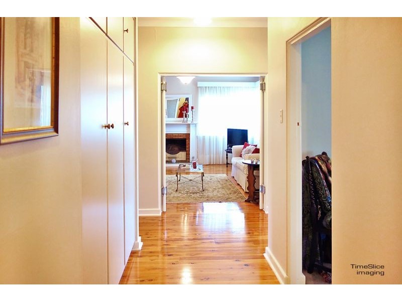 21 Dalton St, Turvey Park NSW 2650