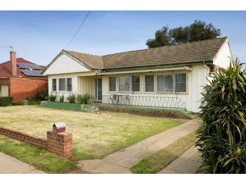 24 Slocum St, Wagga Wagga NSW 2650