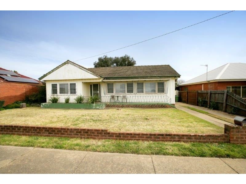 24 Slocum St, Wagga Wagga NSW 2650