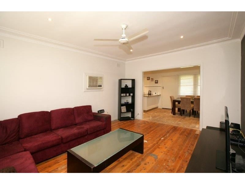 24 Slocum St, Wagga Wagga NSW 2650