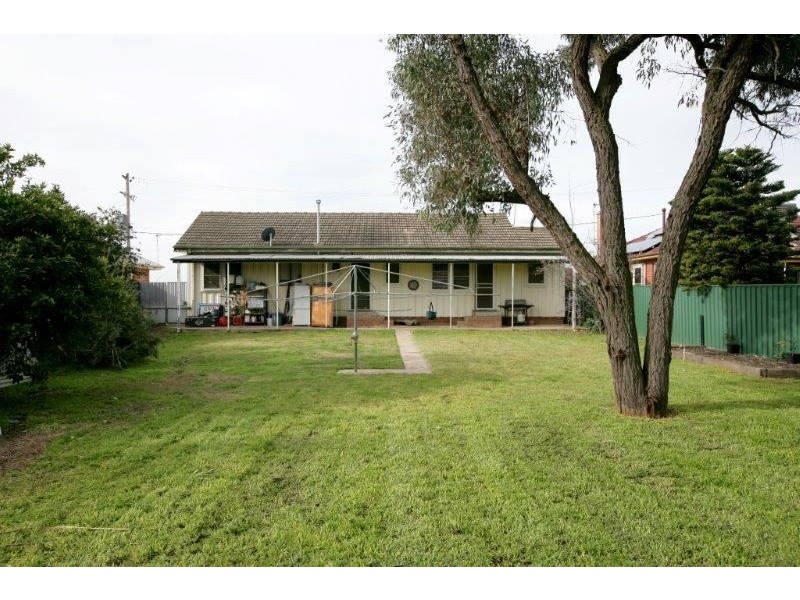 24 Slocum St, Wagga Wagga NSW 2650