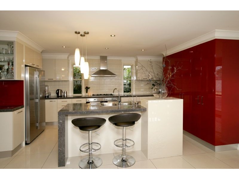 54 Allambie Way, Mount Austin NSW 2650