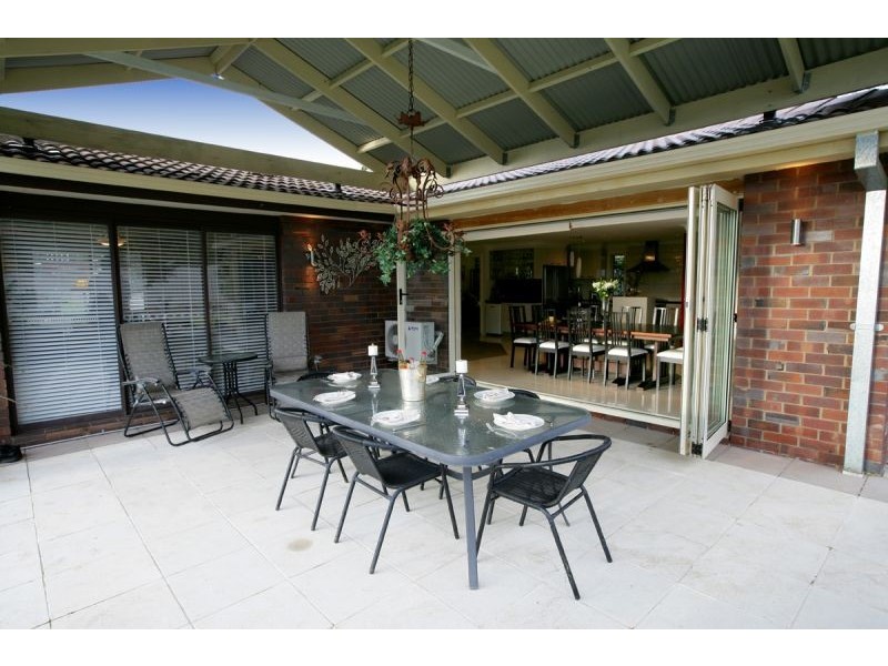 54 Allambie Way, Mount Austin NSW 2650