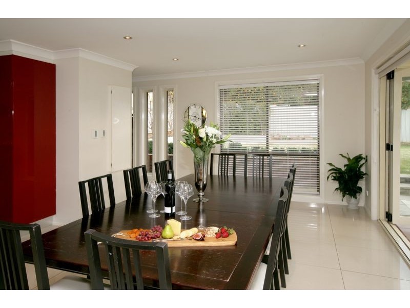 54 Allambie Way, Mount Austin NSW 2650