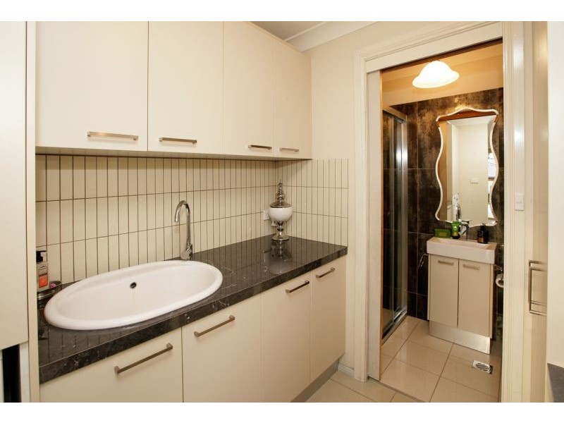 54 Allambie Way, Mount Austin NSW 2650