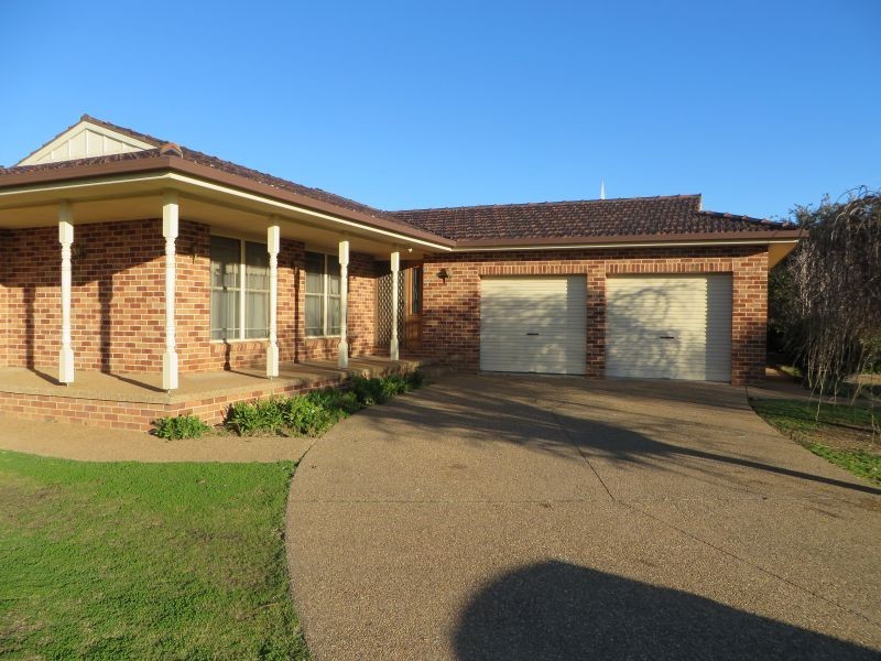 45 Berembee Road, Wagga Wagga NSW 2650