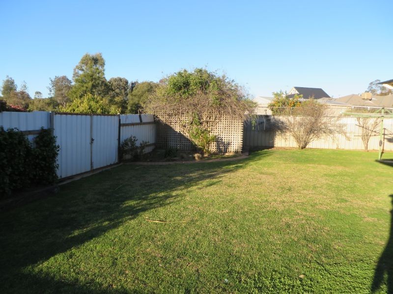 45 Berembee Road, Wagga Wagga NSW 2650