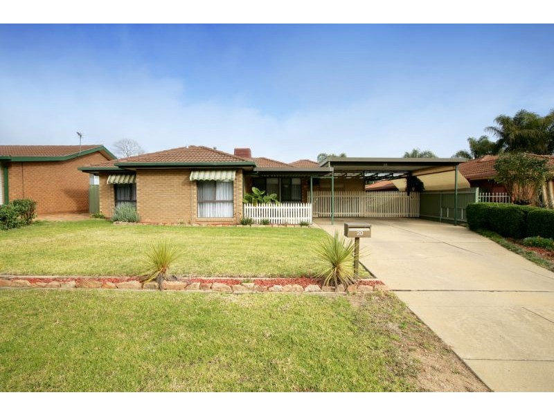 20 Naretha Street, Glenfield Park NSW 2650