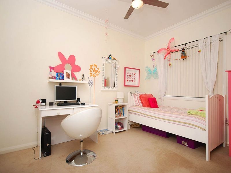 8 Headley Place, Kooringal NSW 2650