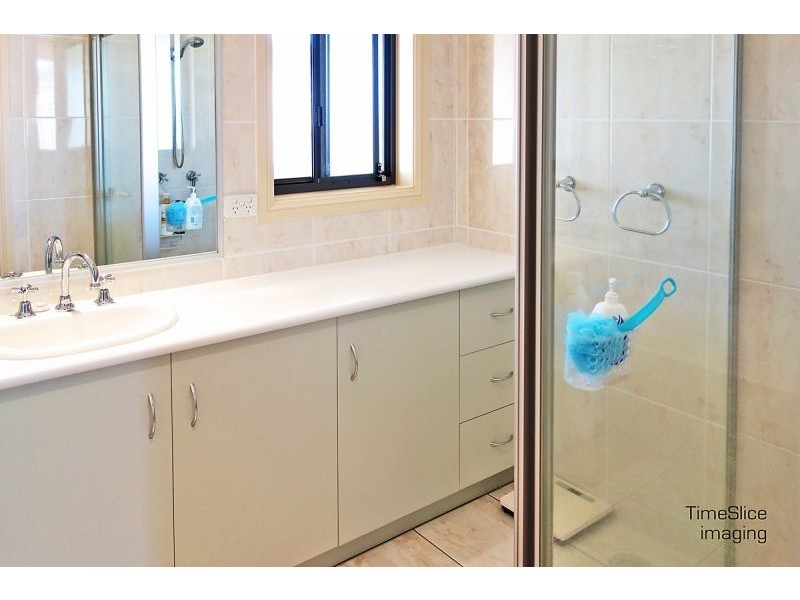 1/50 Tamar Drive, Tatton NSW 2650