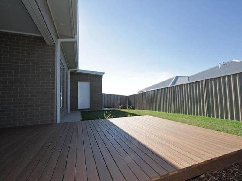 47 Kaloona Drive, Wagga Wagga NSW 2650