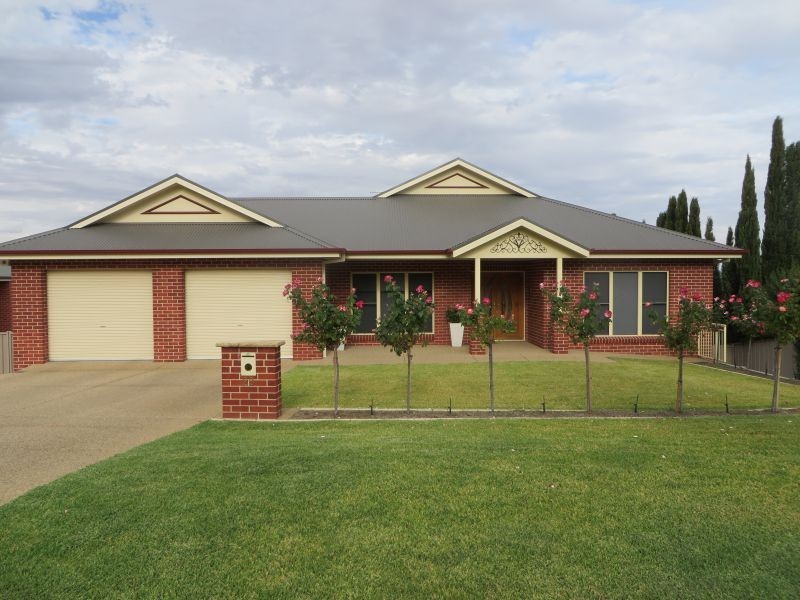 28 Atherton Crescent, Tatton NSW 2650