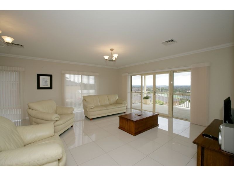 28 Atherton Crescent, Tatton NSW 2650