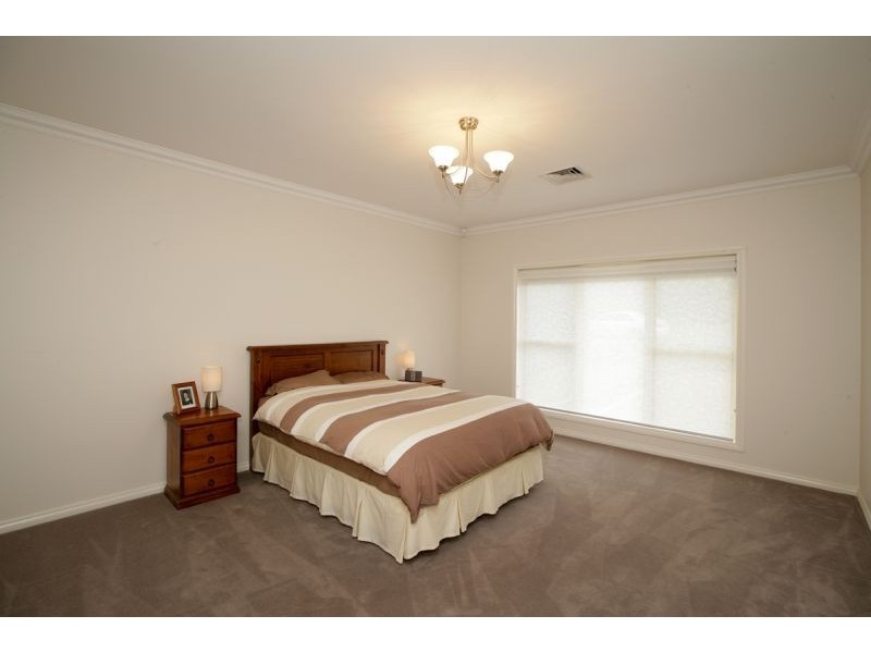 28 Atherton Crescent, Tatton NSW 2650