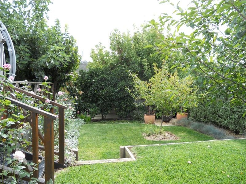 21 Sherwood Avenue, Kooringal NSW 2650