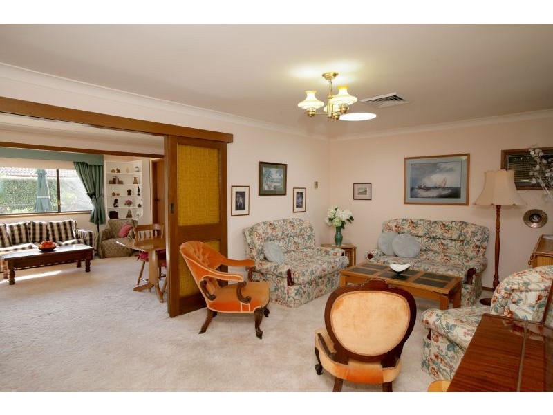 21 Sherwood Avenue, Kooringal NSW 2650