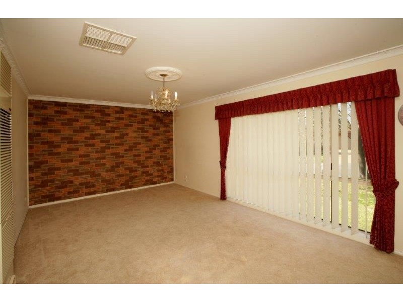 2/29 Brooklyn Drive, Bourkelands NSW 2650