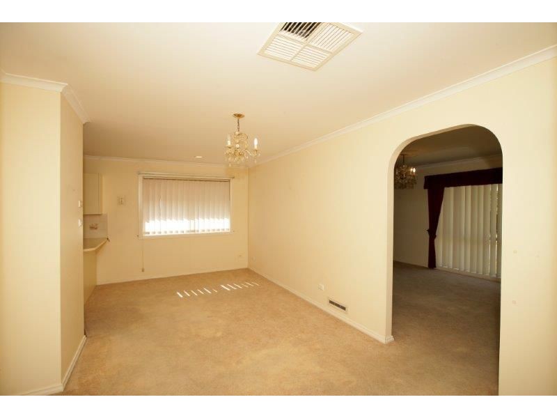 2/29 Brooklyn Drive, Bourkelands NSW 2650