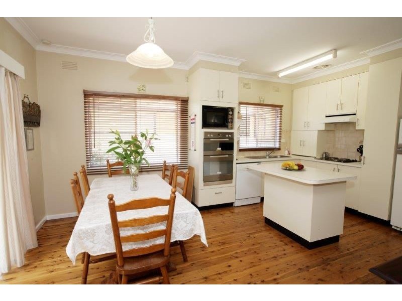 350 Lake Albert Road, Kooringal NSW 2650