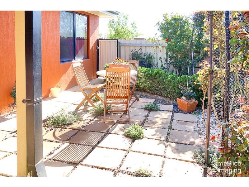 1/18 Hargrave Avenue, Lloyd NSW 2650