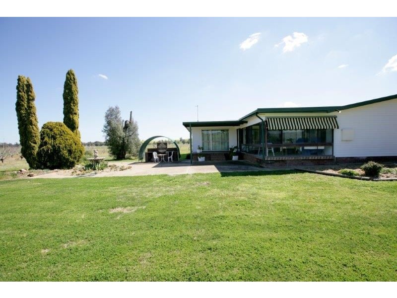 79 Parkins Road, Wagga Wagga NSW 2650