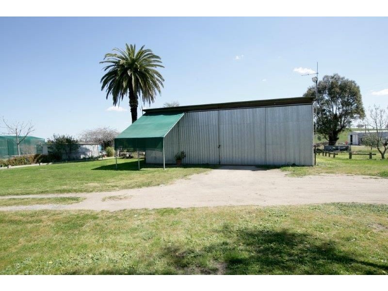 79 Parkins Road, Wagga Wagga NSW 2650