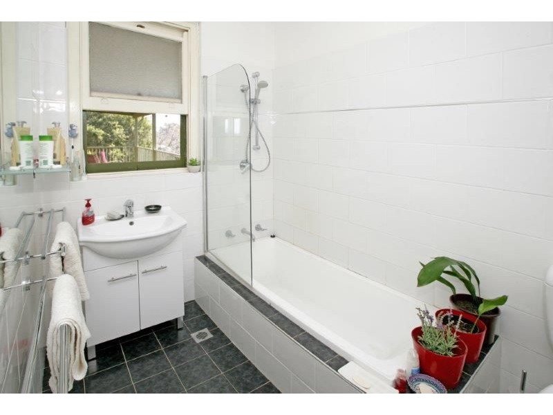 14 Young St, Wagga Wagga NSW 2650