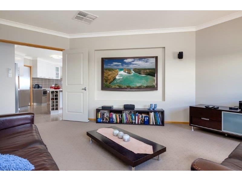 17 Marylands Way, Bourkelands, Wagga Wagga NSW 2650