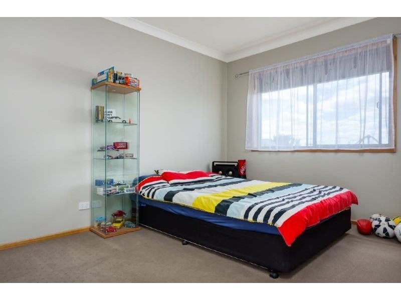 17 Marylands Way, Bourkelands, Wagga Wagga NSW 2650