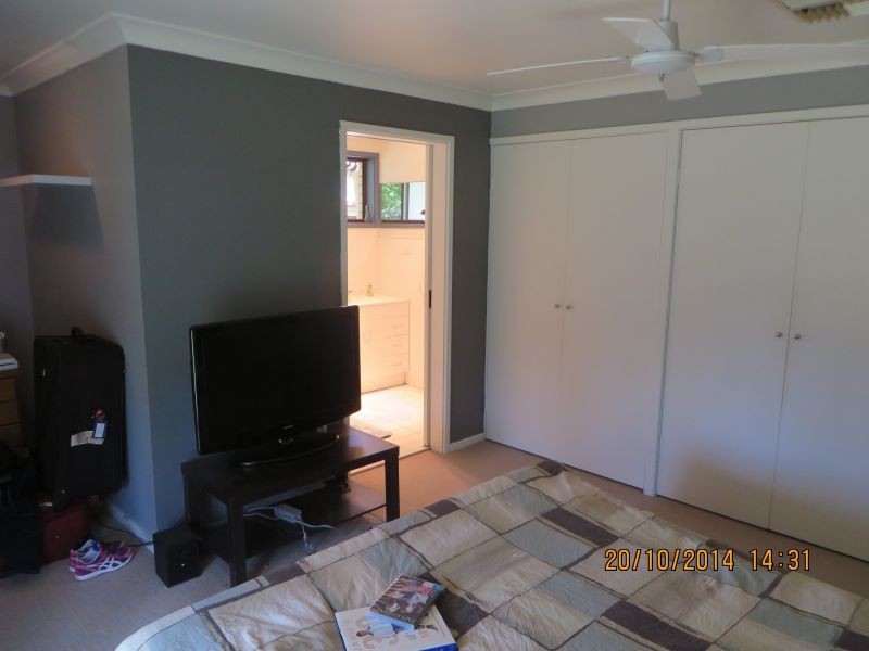 23 Huron Crescent, Lake Albert NSW 2650