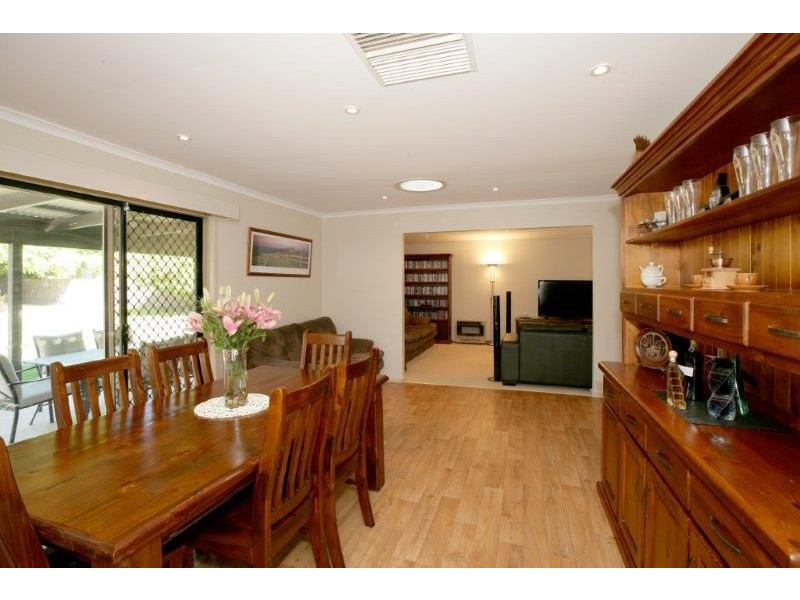 4 Gunyah Place, Glenfield Park NSW 2650