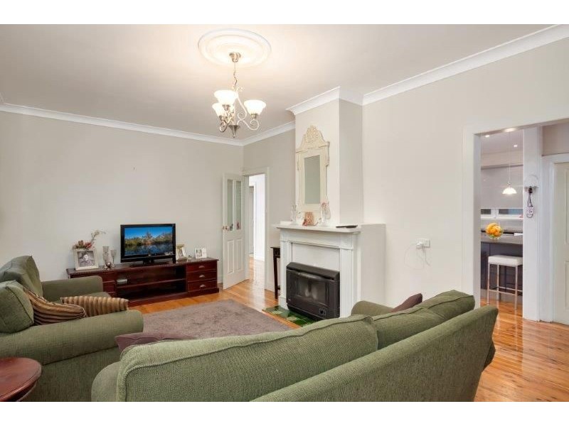 220 Kincaid Street, Wagga Wagga NSW 2650