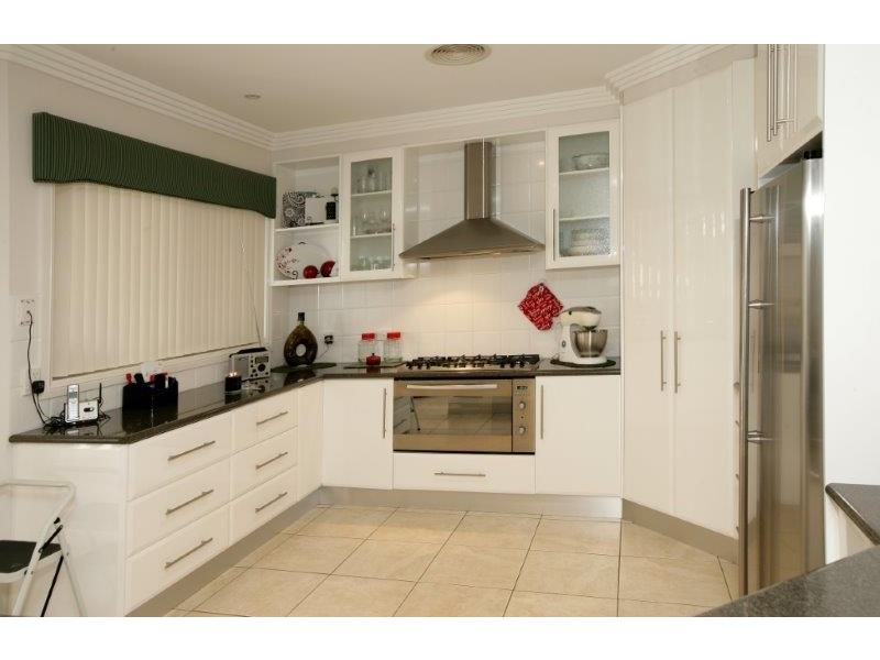 12 Allambie Way, Mount Austin NSW 2650