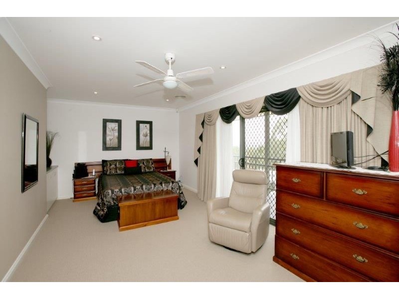 12 Allambie Way, Mount Austin NSW 2650