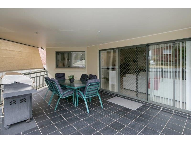 12 Allambie Way, Mount Austin NSW 2650