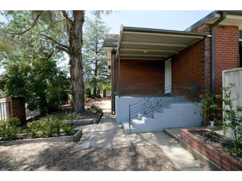 42 Mitchelmore Street, Turvey Park, Wagga Wagga NSW 2650