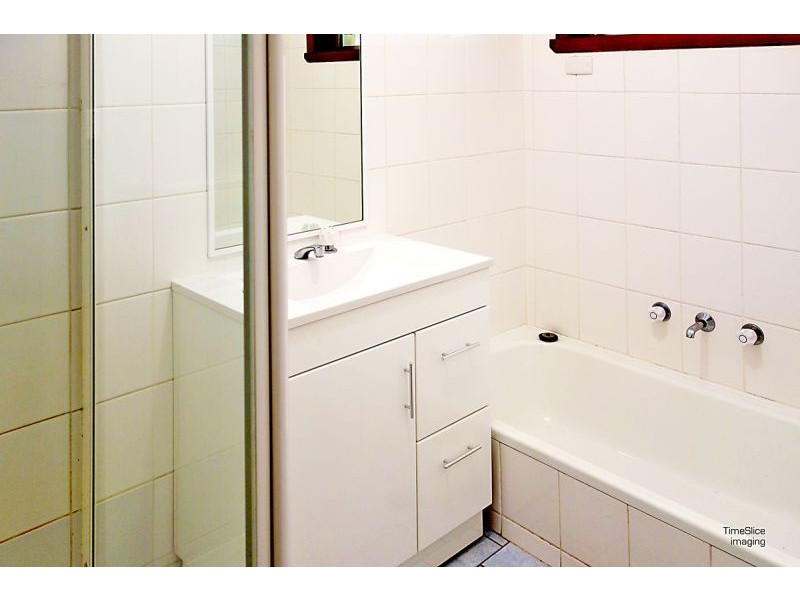 2 Alldis Place, Wagga Wagga NSW 2650