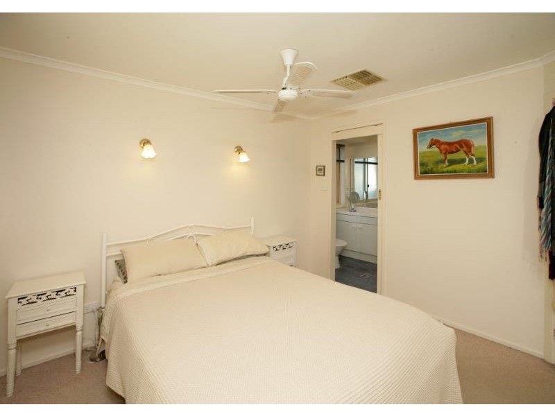22 Doman Street, Wagga Wagga NSW 2650