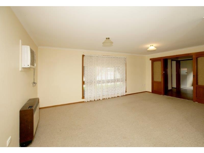 15 Wren Street, Mount Austin, Wagga Wagga NSW 2650