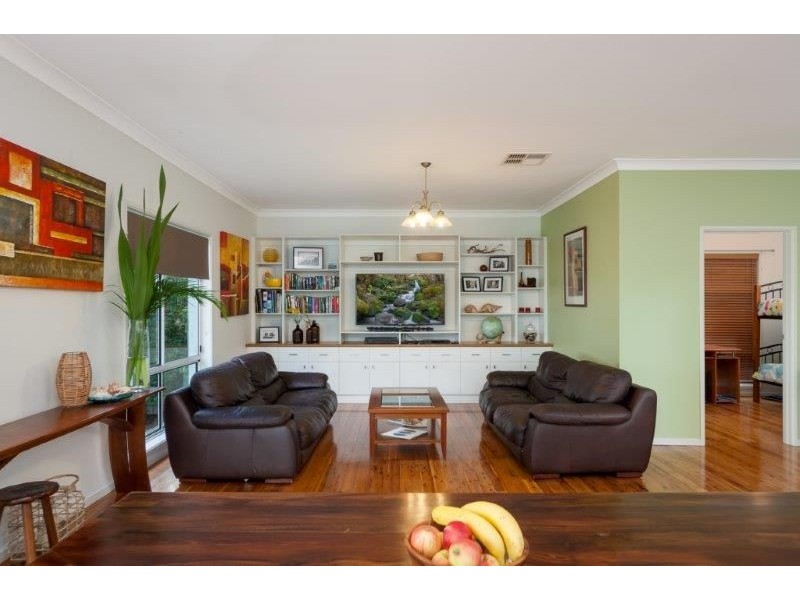 64 Simkin Crescent, Gracelands, Wagga Wagga NSW 2650