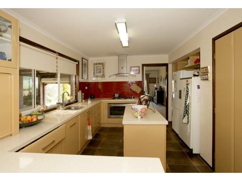 16 McCoullough Drive, Tolland Heights, Wagga Wagga NSW 2650